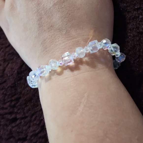 Bracelets - Picture 2 of 3